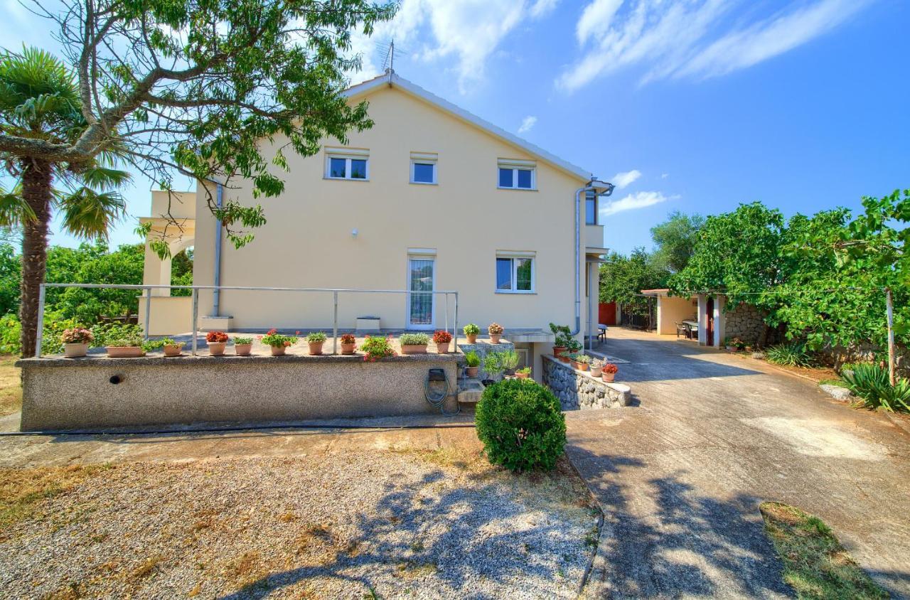 Apartment Lipovac Malinska Exterior foto