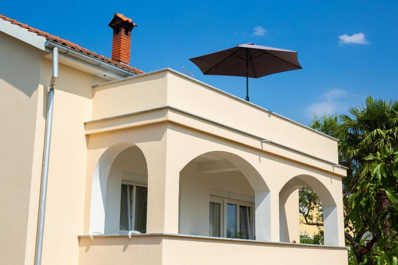 Apartment Lipovac Malinska Exterior foto
